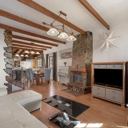 Casa Tenades Ferienhaus