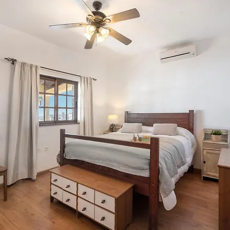 Casa Tenades Ferienhaus *